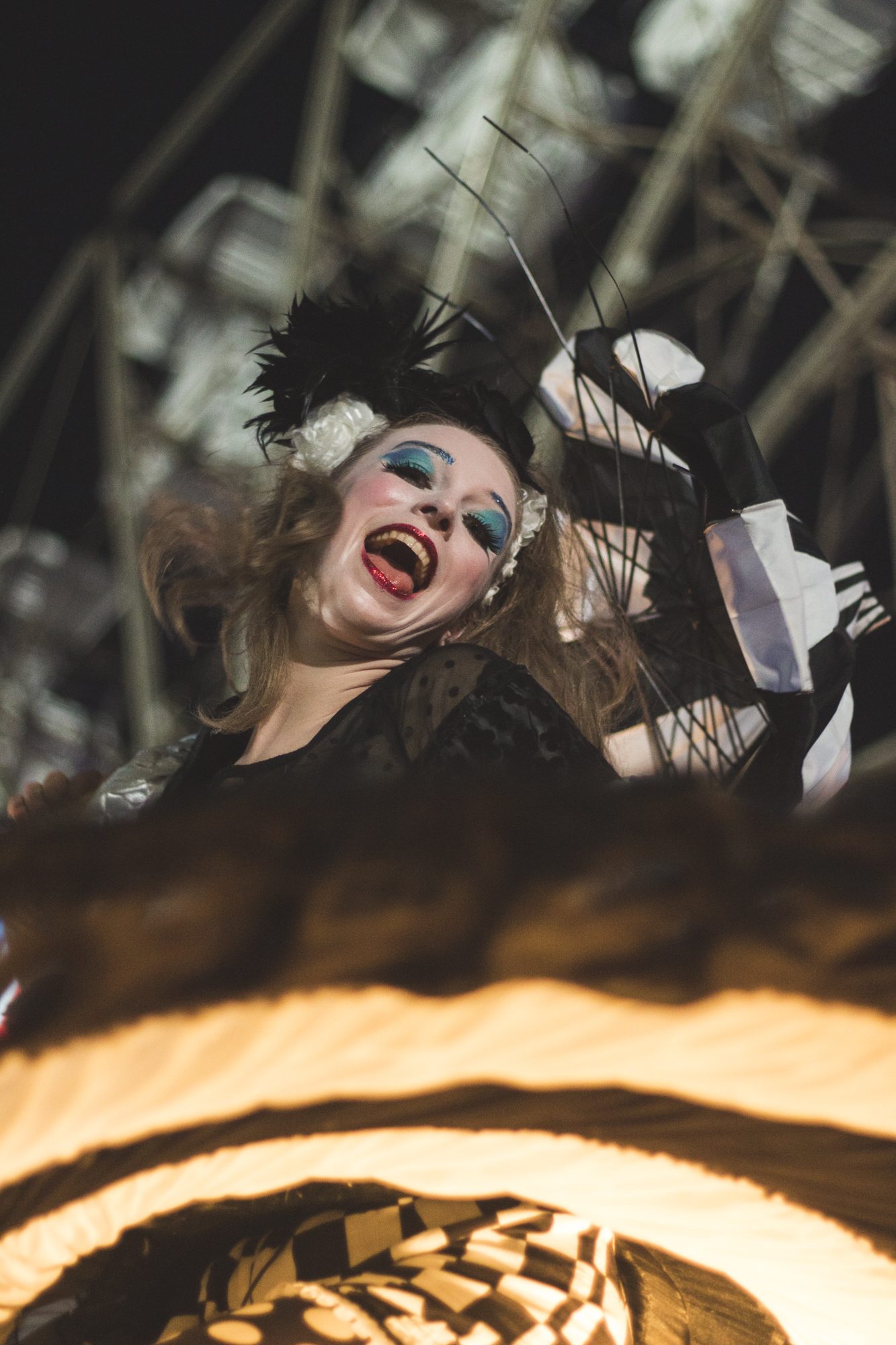 Pepsi Twistland performer maquiagem teatral