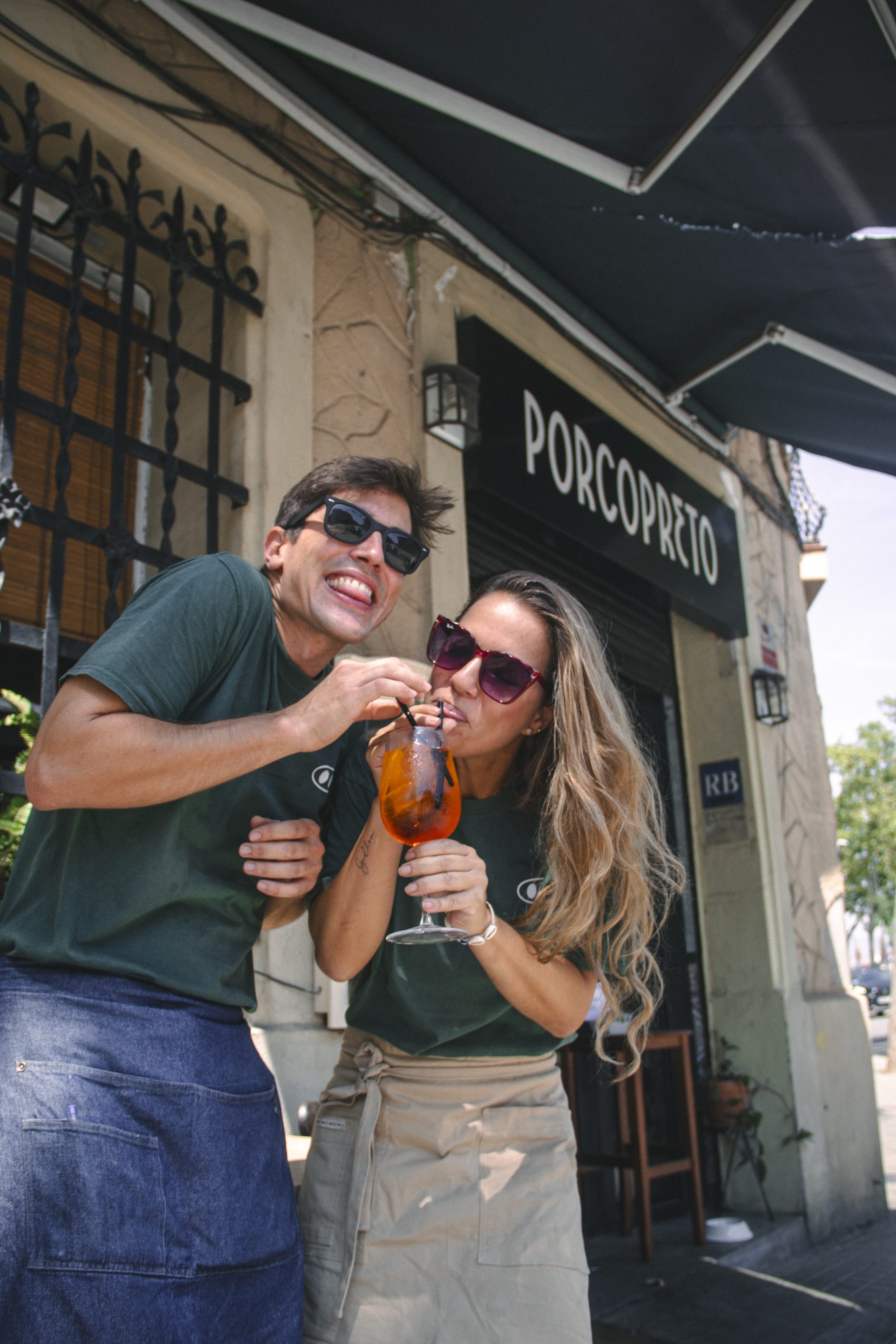 Sofia e André na fachada